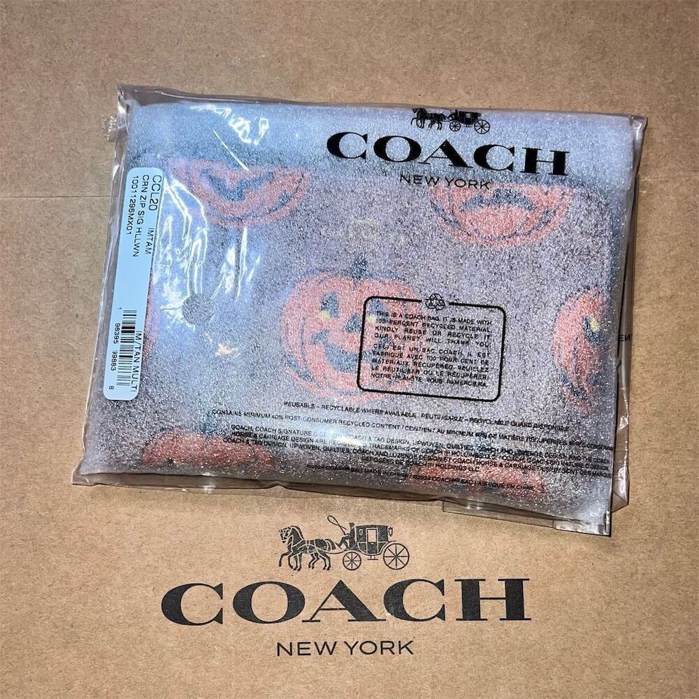 COACH Halloween Corner Zip Wristlet In Signature Canvas w Pumpkin Print CCL20 - Picture 7 of 8